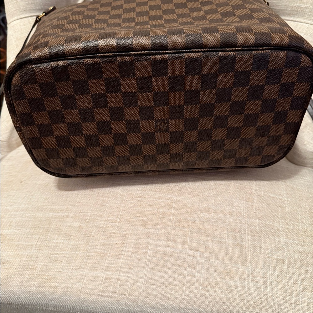 Louis Vuitton Damier Ebene Brown Checkered Tote - Picture 2 of 16